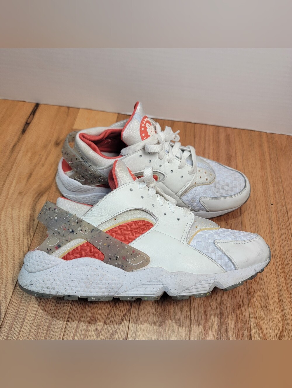 Nike Air Huarache White Sneakers Womens 11.5